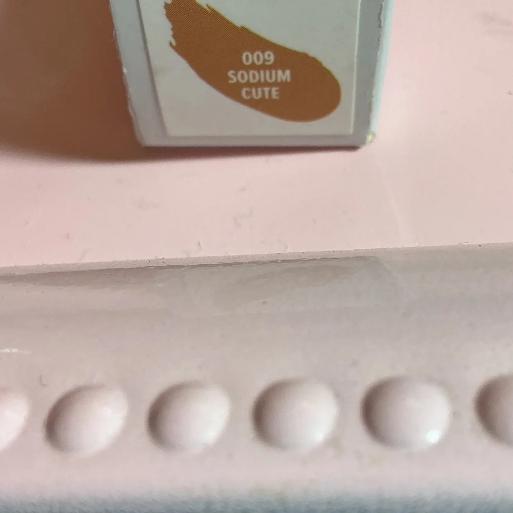 Beauty Bakerie InstaBake 3-in-1 Full Coverage Concealer – NIB in 009 sodium cute